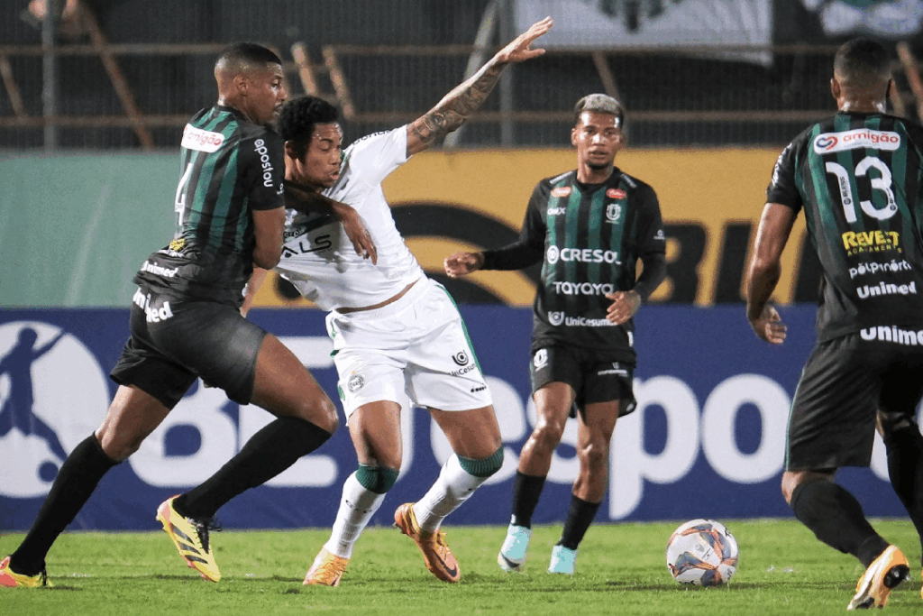 Coxa vence Dogão fora de casa