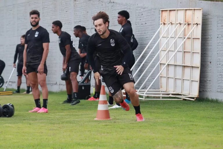 Galo Maringá acerta a contratação de mais três atletas para o estadual